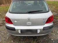 Gebraucht Peugeot 307 109 PS (80 kW) 2001 Silber Kleinwagen