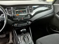 Gebraucht Kia Carens 141 PS (103 kW) 2015 Weiß Van / Kleinbus