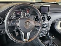 Gebraucht Mercedes A180 122 PS (89 kW) 2013 Weiß Limousine