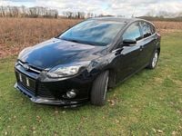 Gebraucht Ford Focus Champions Edition 101 PS (74 kW) 2012 Schwarz Limousine