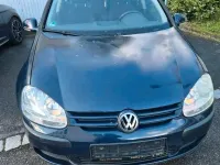 Usata VW Golf IV 102 CV (75 kW) 2004 Blu Berlina