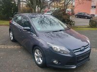 Gebraucht Ford Focus Champions Edition 125 PS (91 kW) 2012 Violet Limousine