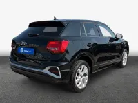 Używany Audi Q2 S-Line 150 KM (110 kW) 2023 Czarny SUV