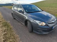 Gebraucht Hyundai i30 109 PS (80 kW) 2011 Grün Kleinwagen