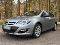 Gebraucht Opel Astra 140 PS (102 kW) 2014 Silber Kombi