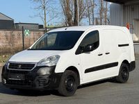 Gebraucht Peugeot Partner 99 PS (72 kW) 2017 Weiß Van / Kleinbus
