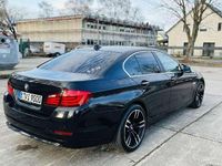 Gebraucht BMW 530 258 PS (189 kW) 2013 Limousine