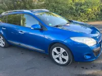 Gebraucht Renault Mégane GrandTour 131 PS (96 kW) 2010 Blau Kombi