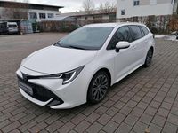 Gebraucht Toyota Corolla Club 140 PS (102 kW) 2019 Schneeweiß Kombi