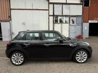 Gebraucht Mini Cooper 136 PS (100 kW) 2020 Schwarz Kleinwagen