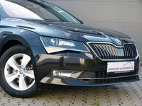 Gebraucht Skoda Superb 140 PS (102 kW) 2018 Schwarzmagic perleffekt Kombi