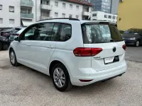 Gebraucht VW Touran Comfortline 150 PS (110 kW) 2021 Weiß Van / Kleinbus