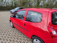 Gebraucht Renault Twingo Expression 75 PS (55 kW) 2013 Rot Kleinwagen