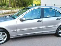 Gebraucht Mercedes C180 Classic 143 PS (105 kW) 2006 Gold Limousine
