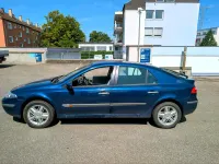 Gebraucht Renault Laguna II 120 PS (88 kW) 2002 Blau Limousine