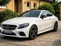 Gebraucht Mercedes C300 AMG line 258 PS (189 kW) 2018 Weiß Coupé