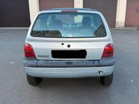 Gebraucht Renault Twingo 75 PS (55 kW) 2001 Silber Kleinwagen
