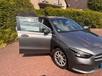 Gebraucht Mercedes B180 Progressive 116 PS (85 kW) 2019 Grau Kleinwagen