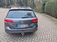 Gebraucht VW Passat 150 PS (110 kW) 2015 Grau Kombi