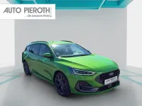 Używany Ford Focus ST 280 KM (205 kW) 2024 Zielony Sedan/Limuzyna