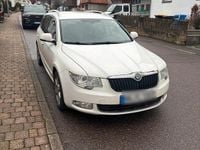 Gebraucht Skoda Superb 170 PS (125 kW) 2010 Weiß Kombi