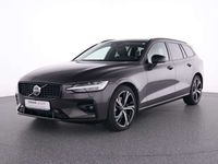 Gebraucht Volvo V60 Plus 197 PS (144 kW) 2023 Platinum grey / metallic Kombi