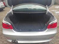 Gebraucht BMW 560L 155 PS (114 kW) 2007 Silber Limousine