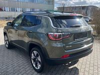Gebraucht Jeep Compass Limited 170 PS (125 kW) 2018 Grün SUV