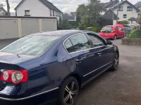 Gebraucht VW Passat Comfortline 116 PS (85 kW) 2005 Blau Limousine