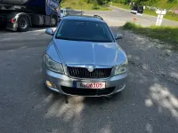 Gebraucht Skoda Octavia Elegance 160 PS (117 kW) 2010 Silber Kombi
