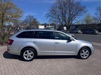 Gebraucht Skoda Octavia Style 150 PS (110 kW) 2016 Silber Kleinwagen