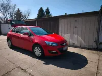 Gebraucht Opel Astra 116 PS (85 kW) 2015 Rot Limousine