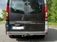 Gebraucht Opel Vivaro 114 PS (83 kW) 2011 Schwarz Van / Kleinbus