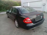 Gebraucht Mercedes E200 Avantgarde 163 PS (119 kW) 2006 Schwarz Limousine
