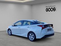 Gebraucht Toyota Prius Comfort 122 PS (89 kW) 2018 White pearl cs Limousine