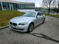 Gebraucht BMW 530 Luxury Line 258 PS (189 kW) 2012 Kombi