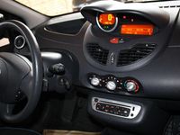 Gebraucht Renault Twingo Dynamique 75 PS (55 kW) 2012 Rot Kleinwagen