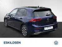 Brugt VW Golf VIII Active 110 HK (80 kW) 2021 Blå Sedan