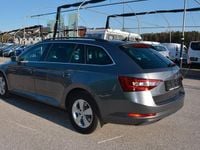 Gebraucht Skoda Superb 150 PS (110 kW) 2022 Grau Kombi