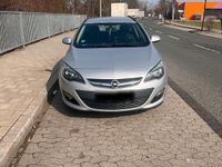 Gebraucht Opel Astra Sport 110 PS (80 kW) 2014 Grau Kombi