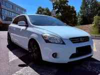 Gebraucht Kia Ceed 125 PS (91 kW) 2010 Weiß Kleinwagen