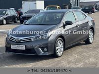 Gebraucht Toyota Corolla Life+ 132 PS (97 kW) 2015 Grau Limousine