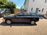 Gebraucht Audi A4 98 PS (72 kW) 1998 Blau Kombi