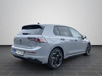 Gebraucht VW Golf VIII 150 PS (110 kW) 2026 Mondsteingrau / schwarz uni (metallic) Limousine