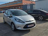 Gebraucht Ford Fiesta Trend 82 PS (60 kW) 2010 Silber Kleinwagen