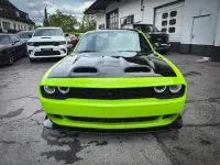 Gebraucht Dodge Challenger SXT 309 PS (227 kW) 2023 Grün Coupé