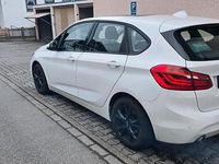 Gebraucht BMW 218 Active Tourer 150 PS (110 kW) 2015 Weiß Van / Kleinbus