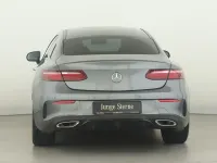 Gebraucht Mercedes E200 AMG 197 PS (144 kW) 2024 Metalliclack selenitgrau (metallic) Coupé