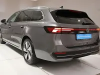 Gebraucht VW Passat Business 150 PS (110 kW) 2025 Grau Kombi