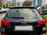 Gebraucht Opel Astra 104 PS (76 kW) 2016 Schwarz Kombi